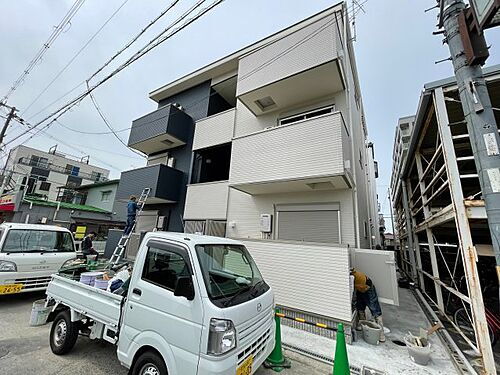 大阪府藤井寺市道明寺２丁目 3階建