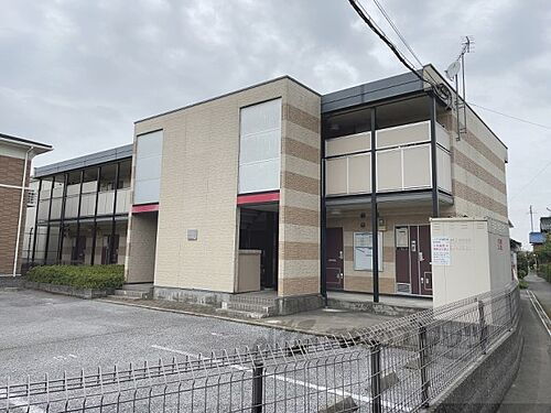 滋賀県彦根市川瀬馬場町 築18年9ヶ月 2階建