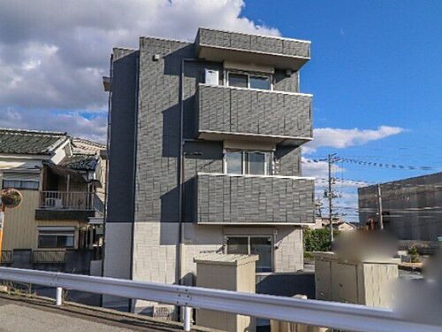 栃木県小山市三峯１丁目 賃貸アパート
