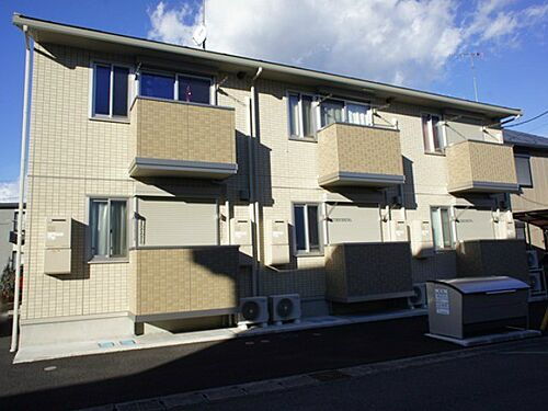 フラッツ・フジ