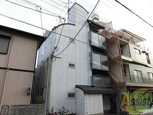 ヤングリーブス岡本