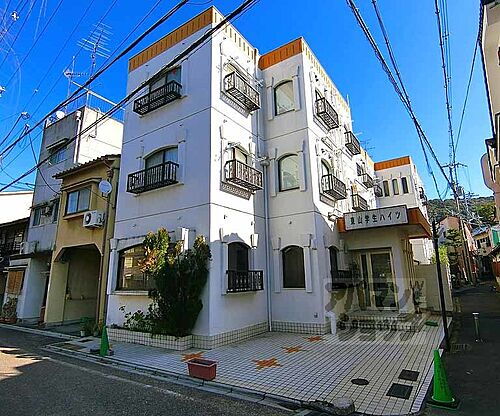 京都府京都市東山区白川筋三条下る梅宮町 築40年3ヶ月 3階建