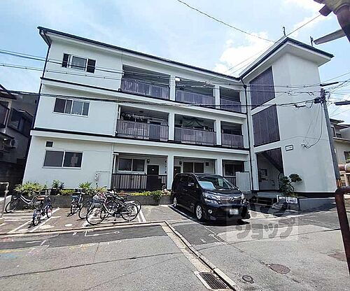 京都府京都市東山区本町１６丁目 3階建 築47年5ヶ月