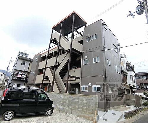 京都府京都市右京区嵯峨天龍寺広道町 3階建 築51年9ヶ月