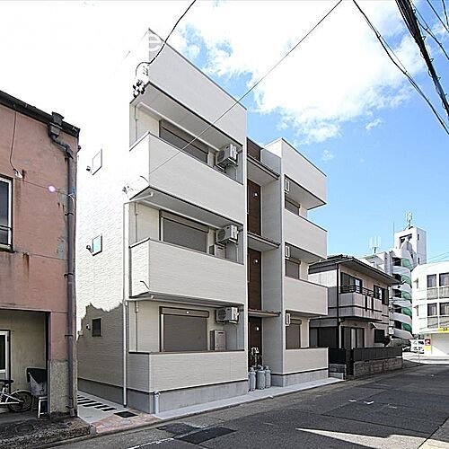 愛知県名古屋市西区菊井１丁目 3階建 築2年11ヶ月