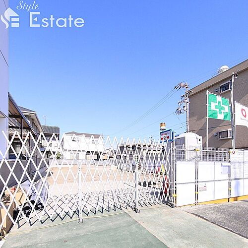 愛知県名古屋市中川区中郷３丁目 2階建 