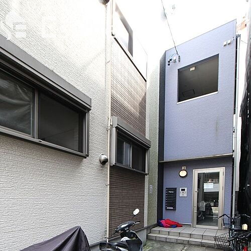 愛知県名古屋市中区新栄２丁目 築10年10ヶ月 2階建