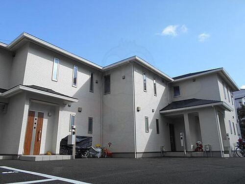 大阪府豊中市二葉町１丁目 タウンハウス