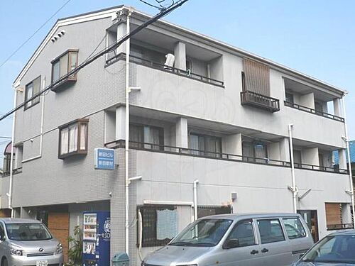 新田ビル 3階建