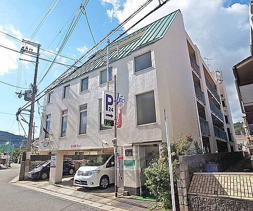 京都府京都市山科区御陵中内町 4階建 築52年2ヶ月