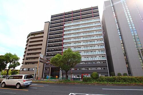 広島県広島市中区国泰寺町２丁目 15階建