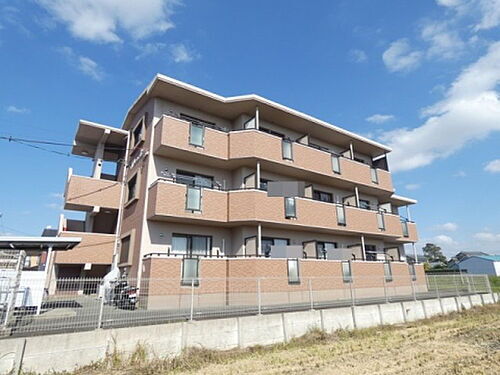 ＭＡＲＯＨＴＯ 3階建