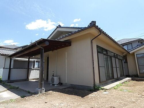 長野県松本市大字岡田松岡 平屋建て