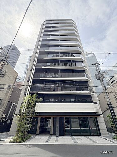 大阪府大阪市北区曾根崎新地２丁目 13階建 