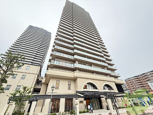 兵庫県宝塚市梅野町 賃貸マンション