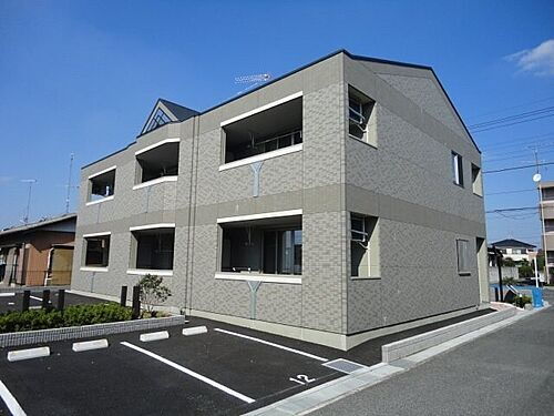 埼玉県熊谷市別府４丁目 2階建