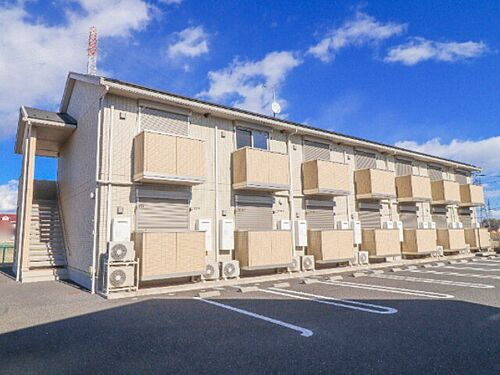 茨城県古河市女沼 2階建 築8年4ヶ月