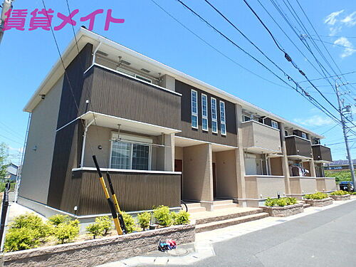 三重県四日市市西富田町 賃貸アパート