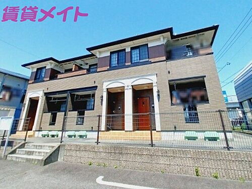 三重県三重郡川越町大字南福崎 賃貸アパート