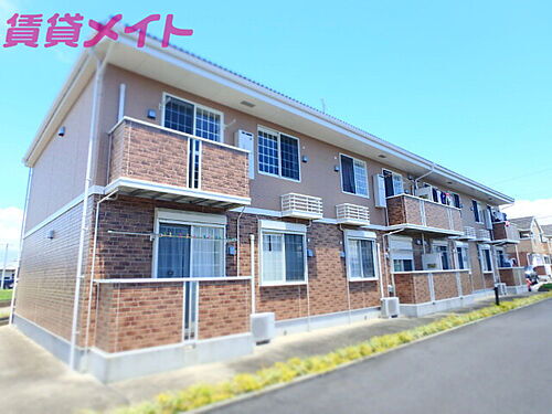 三重県三重郡川越町大字亀須新田 賃貸アパート