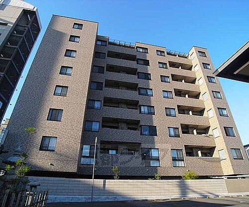 京都府京都市下京区柿本町 築11年 8階建