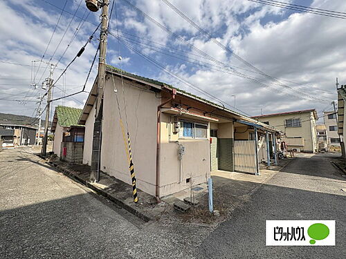 和歌山県和歌山市六十谷 賃貸アパート