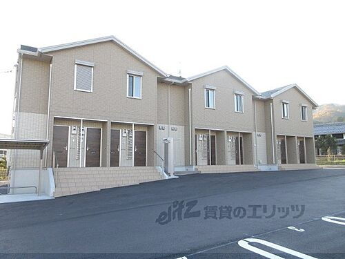 滋賀県大津市穴太２丁目 2階建 築2年8ヶ月