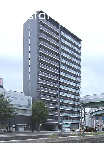 愛知県名古屋市中川区山王２丁目 賃貸マンション