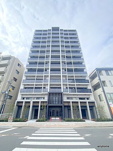 大阪府大阪市淀川区西三国４丁目 13階建 築1年6ヶ月