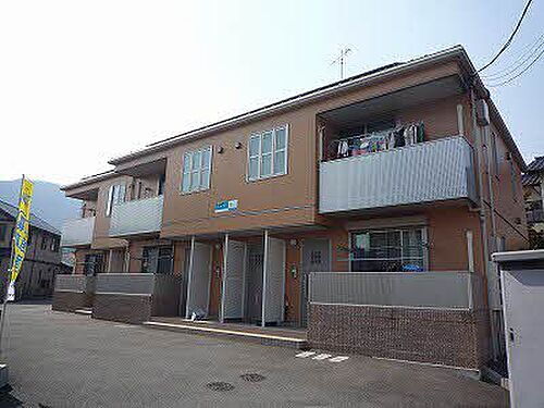 広島県広島市安佐北区亀山５丁目 2階建