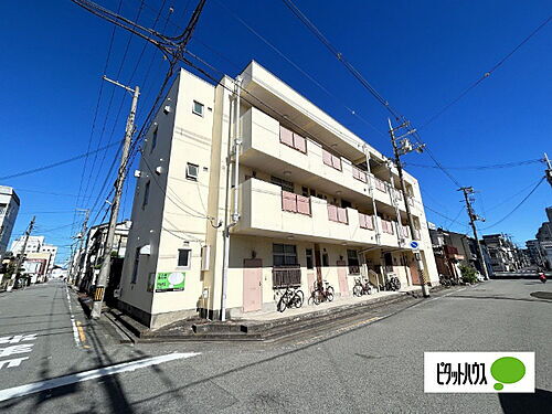 成和マンション