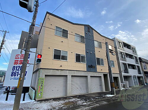 北海道札幌市中央区南二十二条西８丁目 3階建 築18年10ヶ月