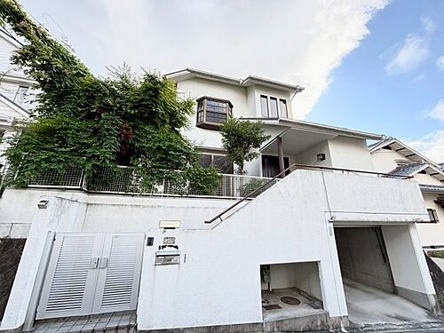 兵庫県神戸市北区幸陽町３丁目 2階建