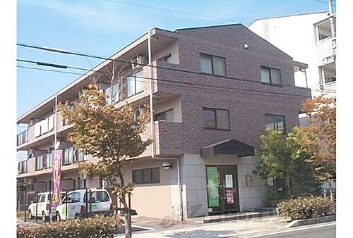 滋賀県近江八幡市鷹飼町北４丁目 築26年8ヶ月 3階建