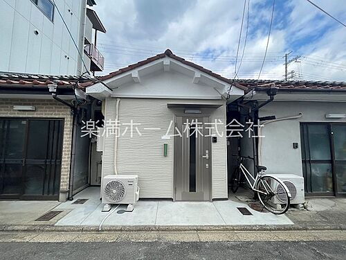 西院春栄町２７・２８貸家