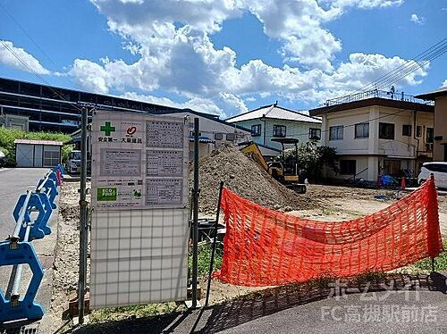 大阪府茨木市野々宮２丁目  2階建