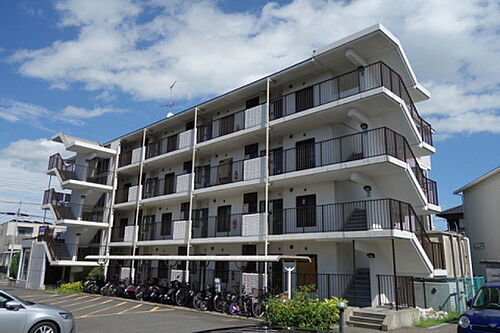 滋賀県近江八幡市白鳥町 築30年10ヶ月 4階建