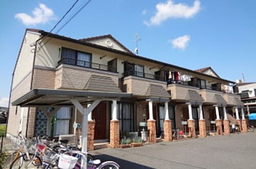 滋賀県愛知郡愛荘町豊満 テラスハウス