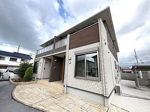 滋賀県米原市下多良１丁目 賃貸アパート