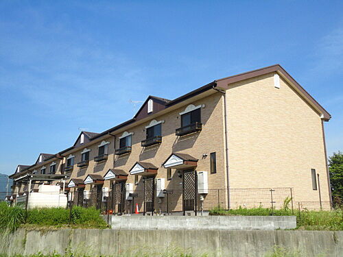 滋賀県長浜市木之本町千田 テラスハウス