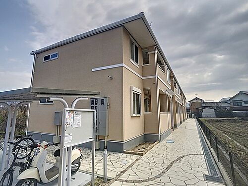 滋賀県彦根市高宮町 2階建 築3年8ヶ月