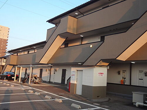 滋賀県近江八幡市中村町 築31年 3階建