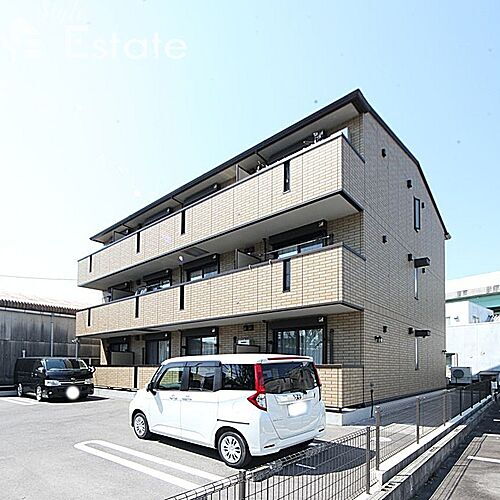 愛知県春日井市細木町１丁目 3階建 築5年10ヶ月