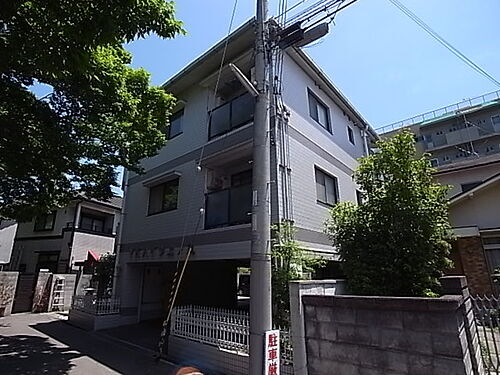 兵庫県明石市上ノ丸３丁目 3階建