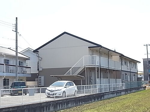 兵庫県姫路市飾磨区英賀保駅前町 2階建