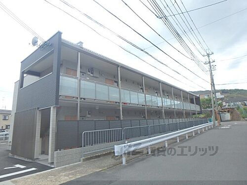 京都府乙訓郡大山崎町字円明寺小字若宮前 築8年9ヶ月 2階建