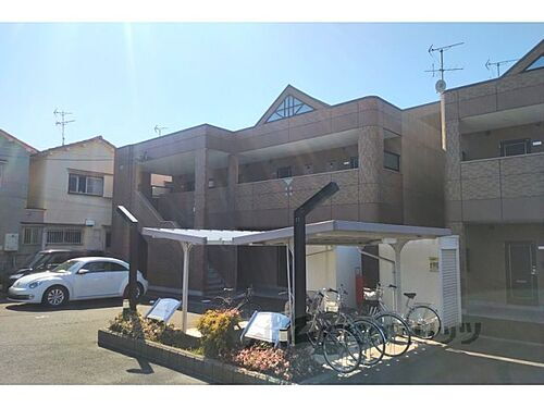 奈良県生駒郡斑鳩町服部１丁目 2階建 築17年5ヶ月