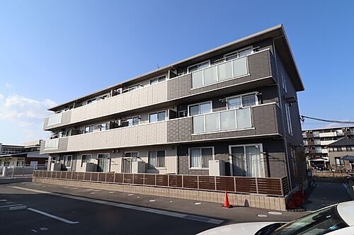岡山県岡山市北区東花尻 2階建 築4年7ヶ月
