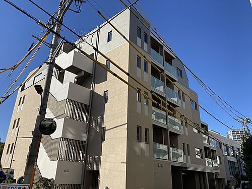 東京都港区高輪４丁目 5階建 築2年6ヶ月