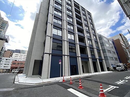 東京都中央区日本橋箱崎町 8階建 築2年4ヶ月